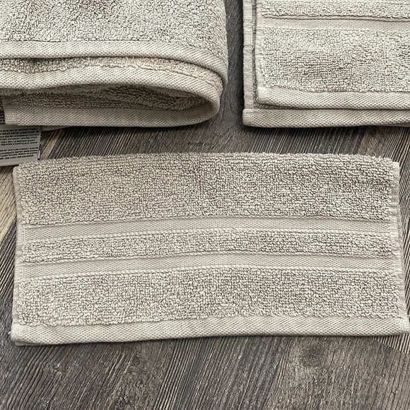 Wamsutta Bath Towel Set Of 3 Poshmark